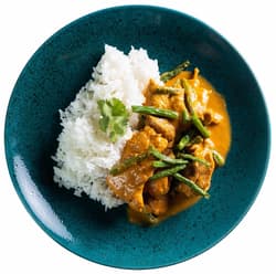 Chicken curry with green beans and basmati rice by Mahavira Kanswala