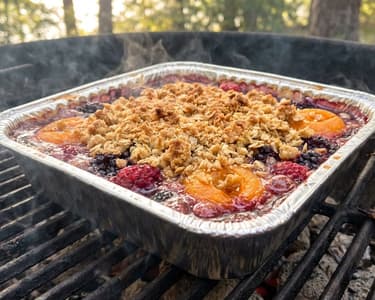 Frucht-Crumble vom Grill | Sommerlicher Dessert-Genuss