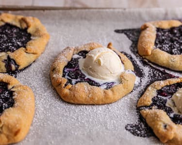 Mini Blaubeer-Galettes