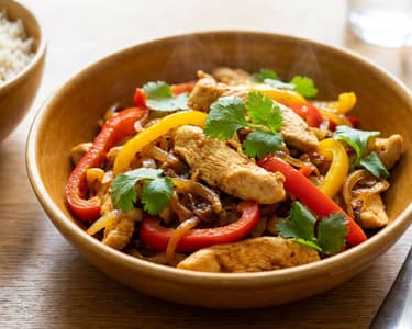 Indisches Hendl-Jalfrezi | Würzige 25-Minuten-Pfanne