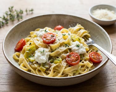 Tagliatelle mit geschmortem Lauch | Cremig & Fein