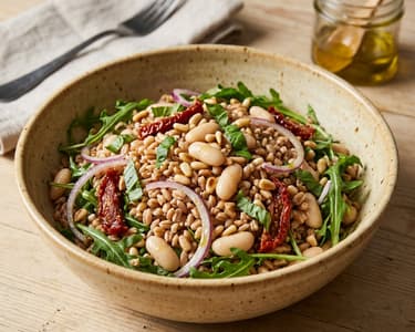 Toskanischer Farro-Salat mit Cannellini-Bohnen | Herzhaft & Proteinreich