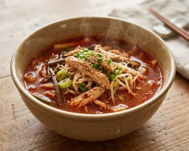 Dakgaejang | Scharfe koreanische Hendlsuppe