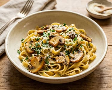 Tagliatelle mit Steinpilzen | Italienischer Herbstgenuss