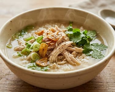 Khao Tom Gai | Wärmende Thai-Reissuppe mit Hendl