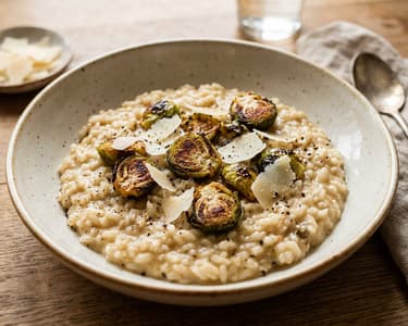 Cremiges Kohlsprossen-Risotto mit Parmesan