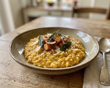 Süßkartoffel-Risotto mit Salbei | Cremiger Herbstgenuss