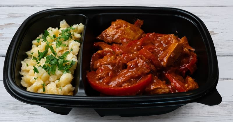 vegan paprika chicken with "Nockerl" (a kind of Austrian dumplings)