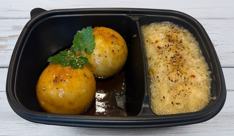 Wiener Virtshaus Vleischknödel mit Sauerkraut VEGAN