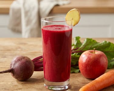 Beetroot Smoothie with Apple & Ginger