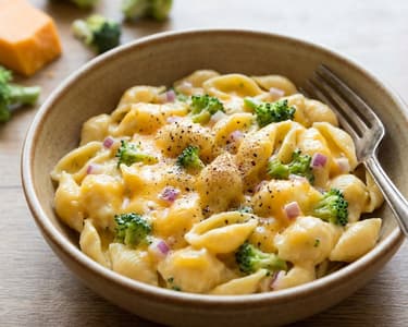 Creamy Cheese Pasta with Broccoli | One-Pot Delight
