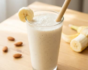 Creamy Banana Smoothie with Almond Drink