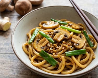 Vegetable Yaki Udon with Mushrooms