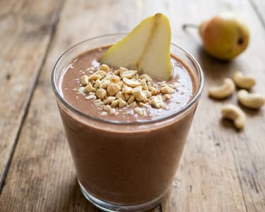 Chocolate Pear Smoothie with Cashews
