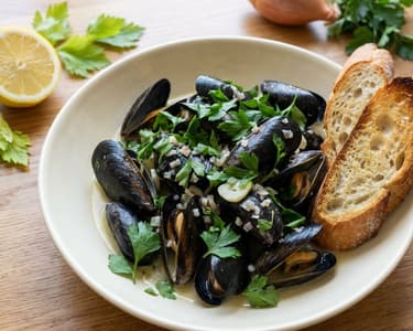Mussels in White Wine | Mediterranean Delight