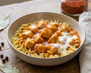 Chicken Paprikash with Cream Sauce