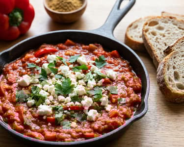 Veganes Shakshuka mit "Feta"
