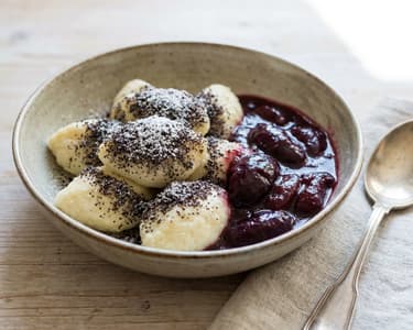 Healthy Quark Dumplings with Poppy Seeds and Plum Compote