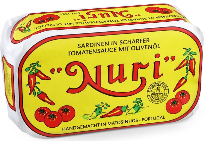 Nuri Sardines in spicy tomato sauce with olive oil