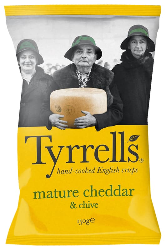 Tyrrells Chips mature cheddar & chive