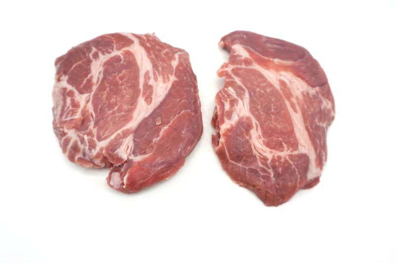 Esterhazy BIO Sonnenschwein Schopf Steaks