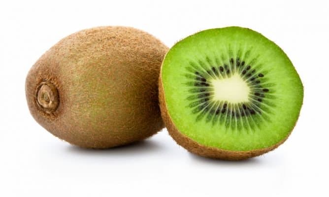 Kiwi grün in der Tasse